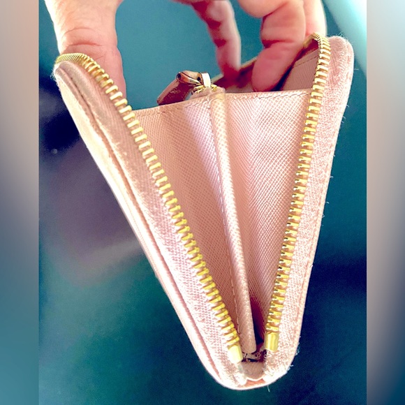 Prada Leather Zip Around Bow Wallet Ballerina Pink - Picture 7 of 13